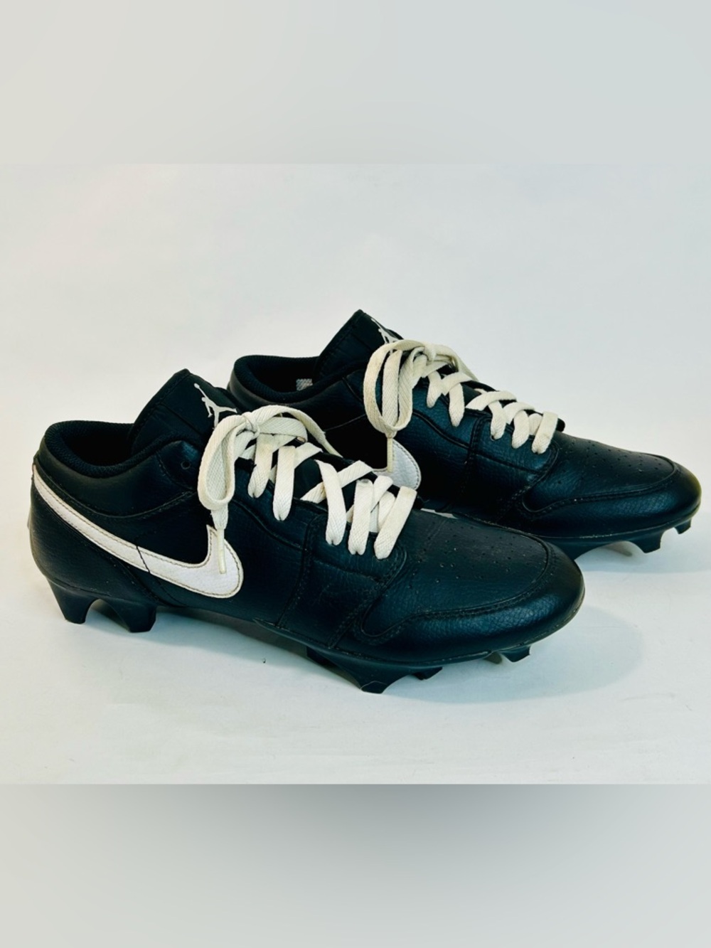 Jordan 1 Low TD Cleat Black
White Football Cleat Oreos size 9.5 - FJ6245-001